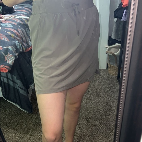 All in motion skirt - Picture 5 of 6